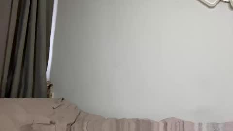 Snapshot of ayaderen chatting on November 2025 09:09:01 AM im Aya welcome to my room online show from November 2025 09:09:01 AM