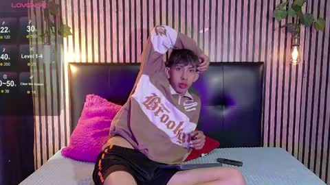 Ayano Aishi online show from April 2026 12:49:01 PM