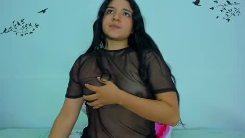 Mariana online show from February 2025 09:56:02 PM