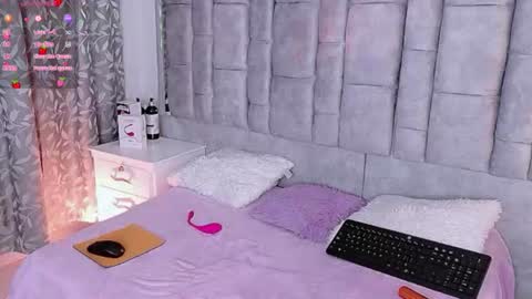 Snapshot of ayla_han chatting on July 2026 01:41:02 AM ayla_han online show from July 2026 01:41:02 AM