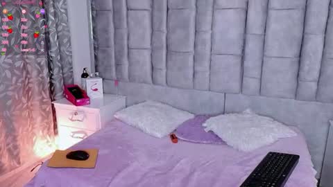 Snapshot of ayla_han chatting on July 2026 03:15:02 AM ayla_han online show from July 2026 03:15:02 AM
