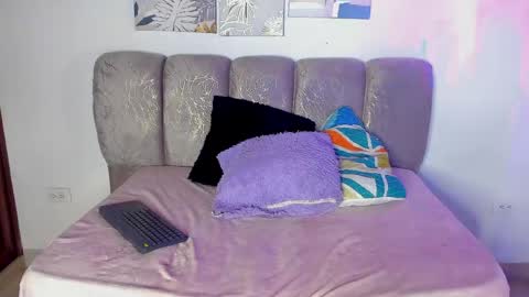 aylah_beckham online show from June 2026 11:16:01 AM