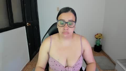 SandyMODELINDEPENDIENT online show from February 2025 02:30:01 AM