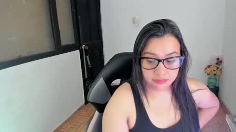 SandyMODELINDEPENDIENT online show from December 2025 05:09:02 PM