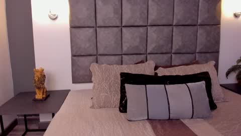 Ayleen online show from March 2025 06:39:02 PM