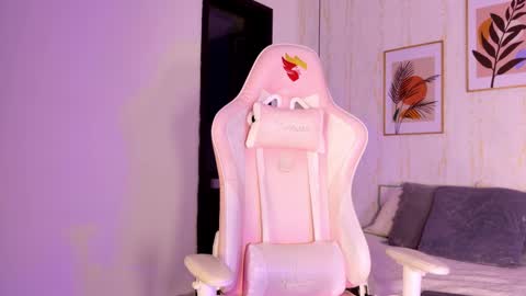 Ayleen online show from September 2025 12:07:02 PM