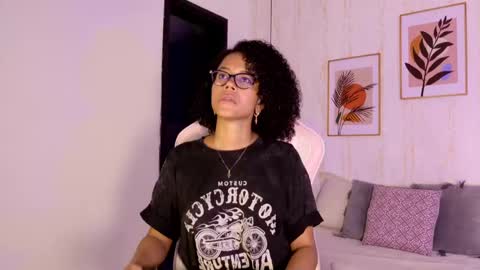 Ayleen online show from September 2025 12:21:01 PM