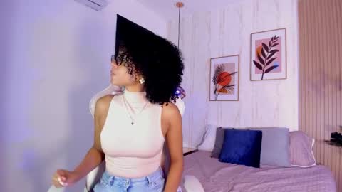 Ayleen online show from October 2025 12:36:02 PM