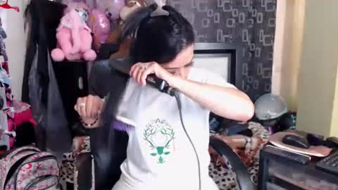 AyleenZJ online show from December 2024 06:46:01 PM