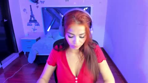 Aylin online show from February 2025 09:47:02 PM