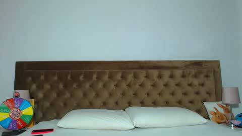 Aylin online show from March 2026 06:39:01 AM