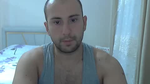 Snapshot of aymax95 chatting on October 2025 03:45:01 PM AYBOY online show from October 2025 03:45:01 PM