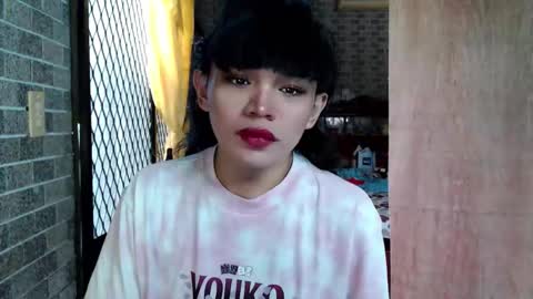 aymkyline online show from November 2025 01:18:02 AM