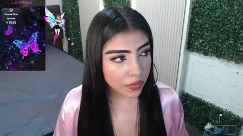 Aysel online show from November 2025 11:36:02 PM