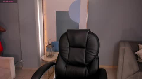 Snapshot of ayshelbrown chatting on September 2025 02:44:02 AM Ayshel online show from September 2025 02:44:02 AM