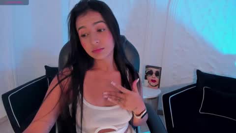 Snapshot of ayshelbrown chatting on October 2025 03:58:01 AM Ayshel online show from October 2025 03:58:01 AM