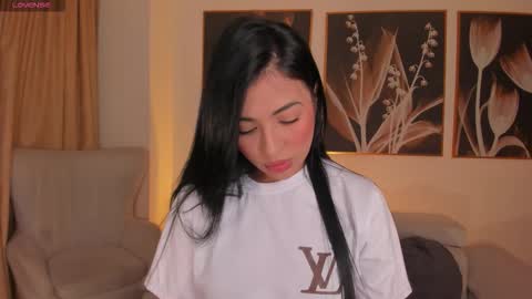 Ayshel online show from December 2025 08:49:02 PM