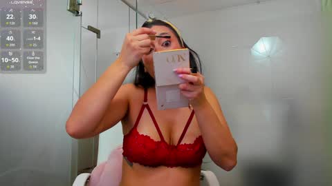 Ayumi online show from April 2026 04:02:02 AM