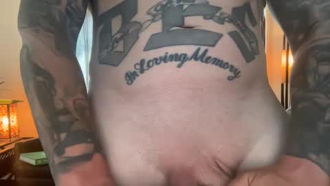 Snapshot of az_tatts chatting on September 2025 11:06:02 PM az_tatts online show from September 2025 11:06:02 PM