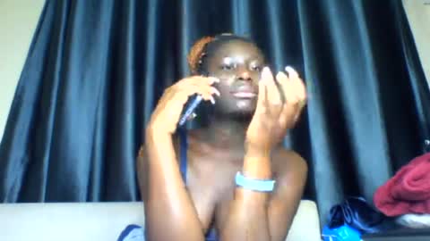 Snapshot of azaelia_iris chatting on July 2026 08:43:02 AM azaelia_iris online show from July 2026 08:43:02 AM