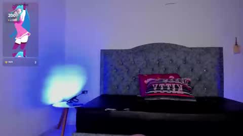 Snapshot of azahaara_ chatting on January 2025 11:03:02 PM azah online show from January 2025 11:03:02 PM