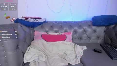 Snapshot of azahaara_ chatting on February 2025 06:12:02 AM azah online show from February 2025 06:12:02 AM