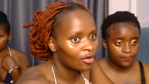 Snapshot of azalea46 chatting on June 2026 03:26:02 AM Azalea online show from June 2026 03:26:02 AM