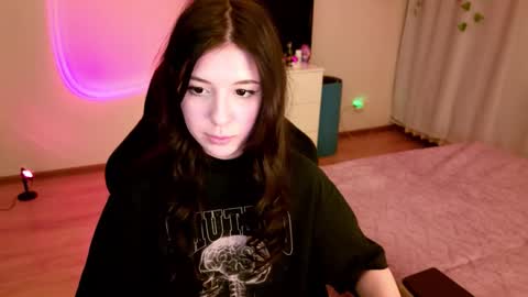 Azaliya online show from March 2026 05:40:02 PM