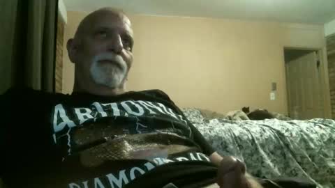 azjohnny online show from April 2026 08:35:02 PM