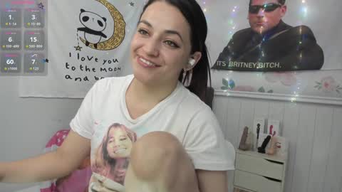 Snapshot of azucenaxxxgp chatting on December 2024 09:48:01 PM Azucena R online show from December 2024 09:48:01 PM