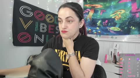 Snapshot of azucenaxxxgp chatting on December 2024 03:00:02 PM Azucena R online show from December 2024 03:00:02 PM