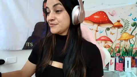 Snapshot of azucenaxxxgp chatting on July 2026 03:36:01 PM Azucena R online show from July 2026 03:36:01 PM