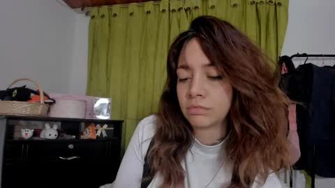 azumi saan online show from April 2026 03:04:02 AM