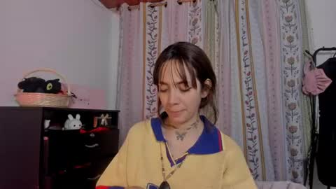 Snapshot of azumi_saan chatting on June 2026 01:26:02 AM azumi saan online show from June 2026 01:26:02 AM