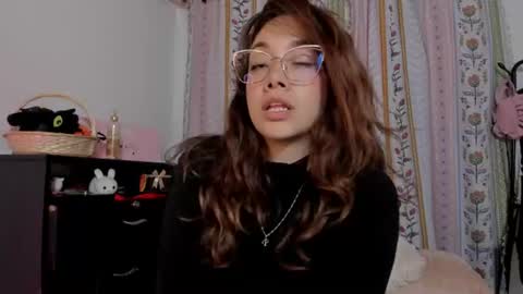 Snapshot of azumi_saan chatting on July 2026 02:25:02 AM azumi saan online show from July 2026 02:25:02 AM