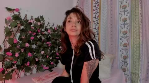 Snapshot of azumi_saan chatting on July 2026 03:00:02 AM azumi saan online show from July 2026 03:00:02 AM