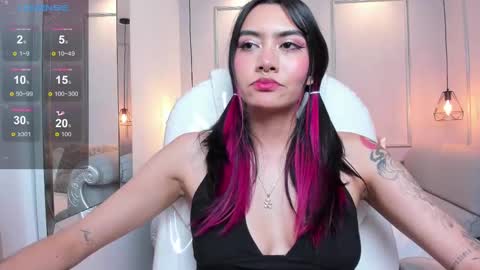 Azura online show from February 2025 11:32:01 PM