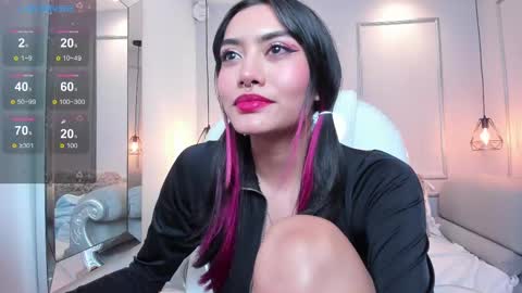 Azura online show from February 2025 01:27:01 AM