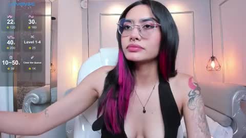 Azura online show from March 2025 07:17:02 PM