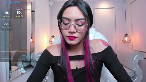 Azura online show from March 2025 07:27:02 PM