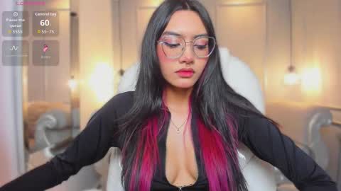 Azura online show from February 2026 07:17:02 PM