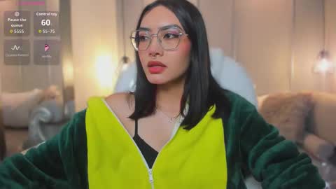 Azura online show from March 2026 07:21:02 PM