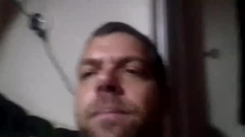 Snapshot of azza42086 chatting on March 2026 04:22:02 PM azza42086 online show from March 2026 04:22:02 PM