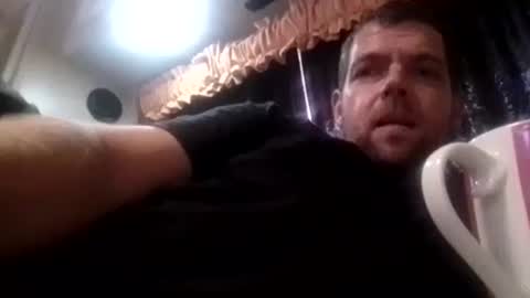 Snapshot of azza42086 chatting on March 2026 02:07:02 AM azza42086 online show from March 2026 02:07:02 AM