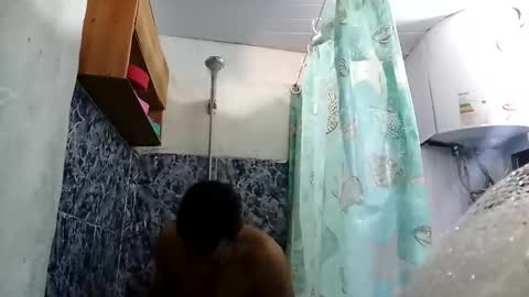 B3B3LATINO online show from November 2025 01:44:02 PM