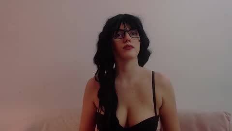 Rebecca online show from December 2024 09:25:02 AM