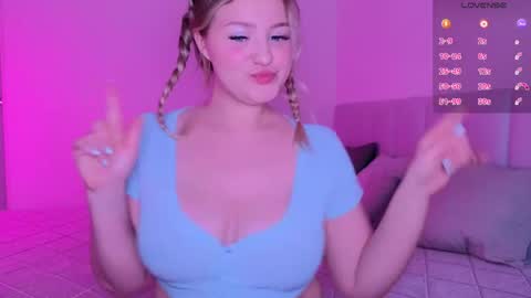 Bella Wooowww online show from April 2026 02:37:02 AM