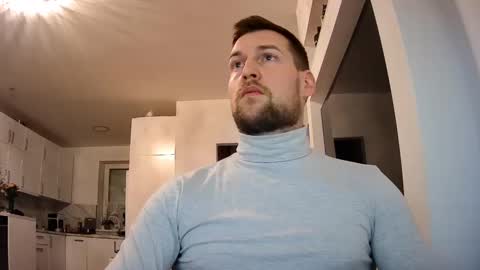 Snapshot of b_marco_ chatting on January 2025 04:28:01 PM b_marco_ online show from January 2025 04:28:01 PM