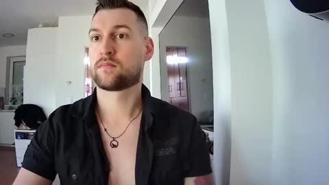 Snapshot of b_marco_ chatting on February 2025 10:27:02 AM b_marco_ online show from February 2025 10:27:02 AM