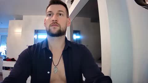 Snapshot of b_marco_ chatting on March 2025 03:27:01 PM b_marco_ online show from March 2025 03:27:01 PM